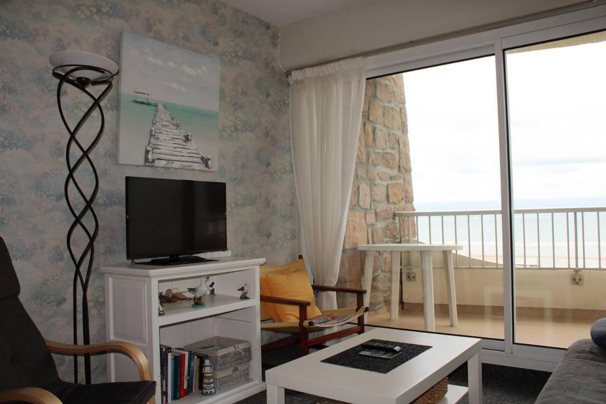 450 - A Erquy, En Bordure De La Tres Belle Plage De Caroual Εξωτερικό φωτογραφία